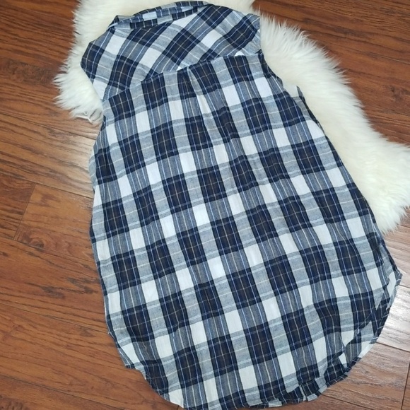 Intro Tunic Tank - Picture 2 of 5